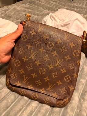 Louis Vuitton Monogram Canvas Crossbody in Brown & Tan
